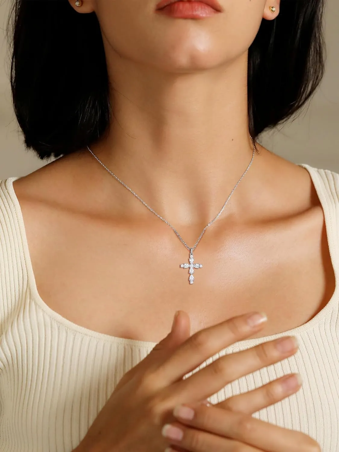 S.Leaf Cross Necklace for Women Gold Diamond Cross Necklaces for Women Sterling Silver Cross Pendant Necklaces for Women Birthday Anniversary