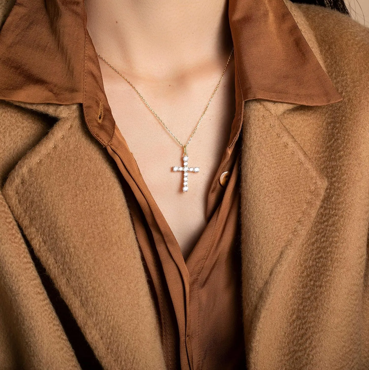 S.Leaf Cross Necklace for Women Gold Diamond Cross Necklaces for Women Sterling Silver Cross Pendant Necklaces for Women Birthday Anniversary