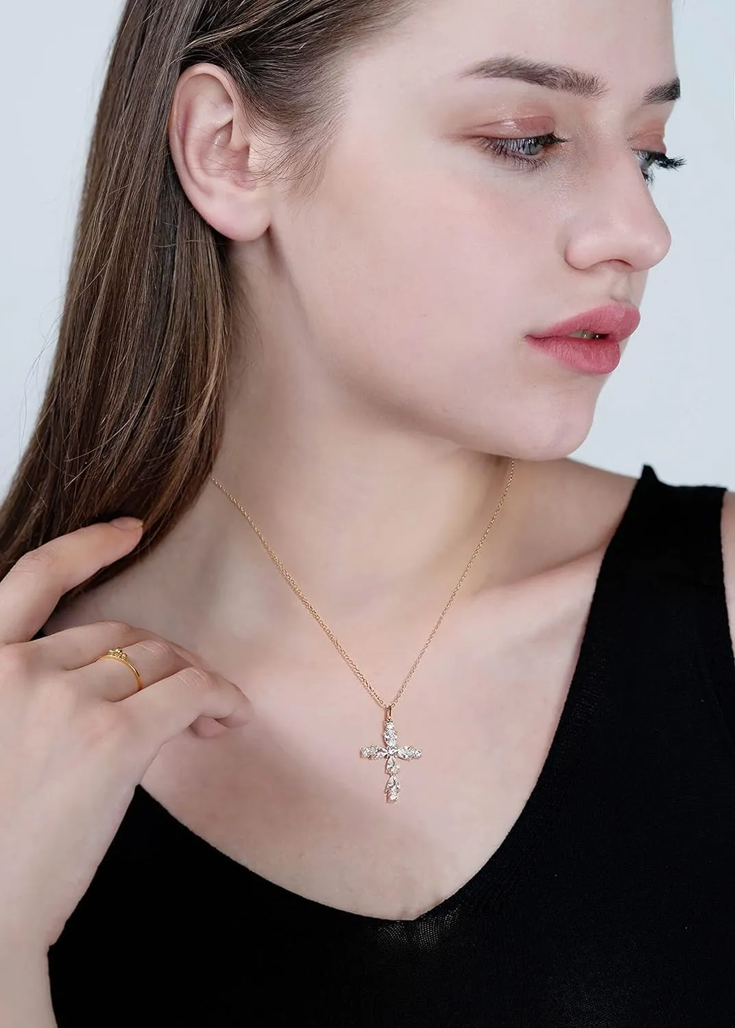 S.Leaf Cross Necklace for Women Gold Diamond Cross Necklaces for Women Sterling Silver Cross Pendant Necklaces for Women Birthday Anniversary