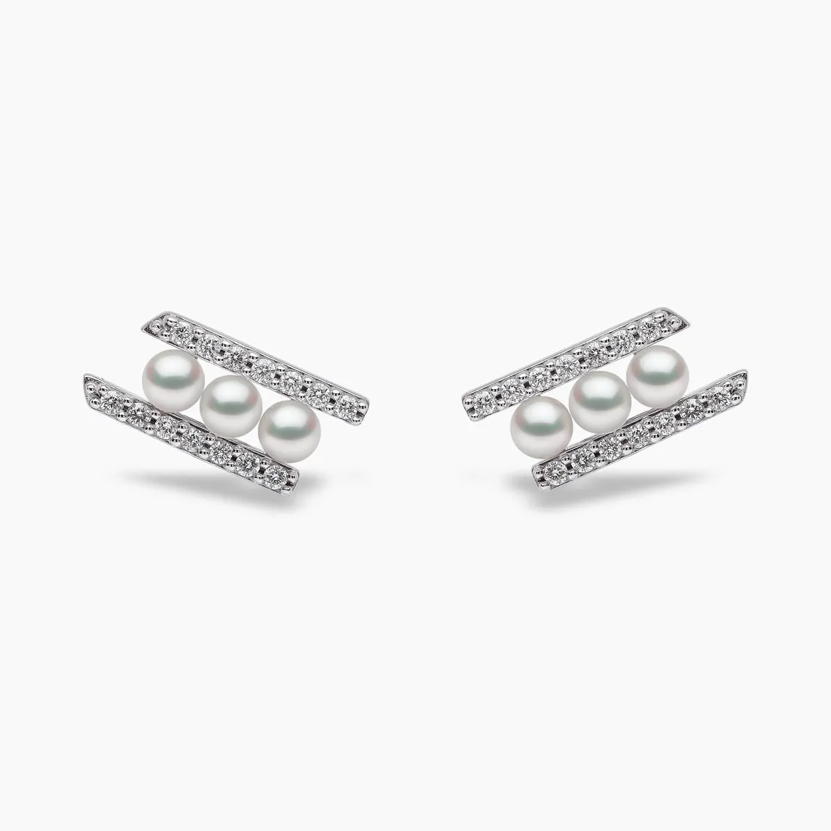 Sleek 18K Gold Pearl and Diamond Row Stud Earrings