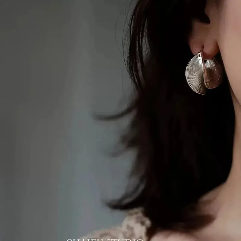 Spiral Ear Buckle Earrings