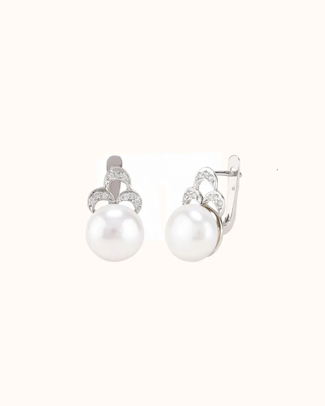 Three Leaf Pearl Earrings