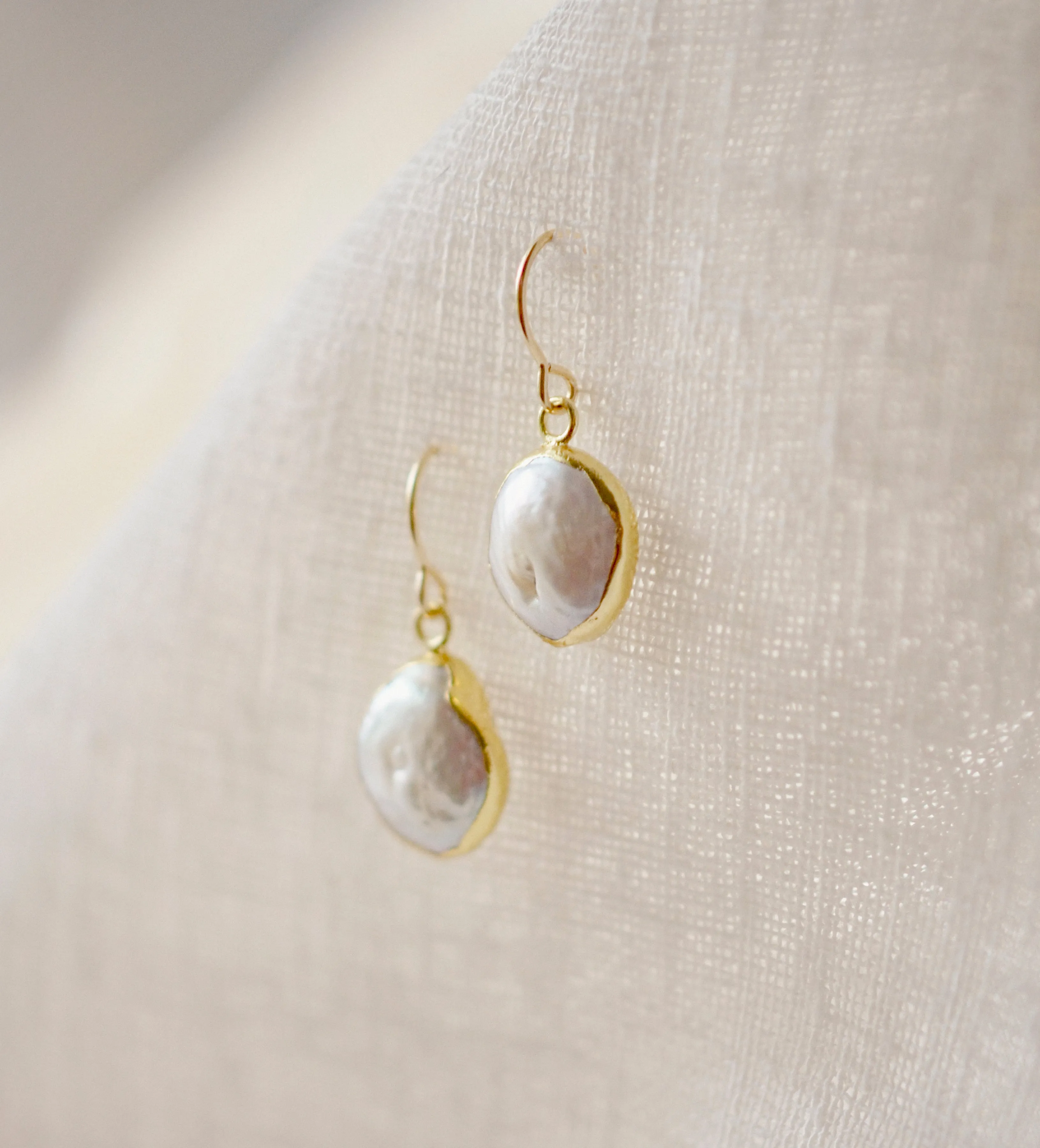 Timeless Freshwater Pearl Earring in 14k Gold Filled