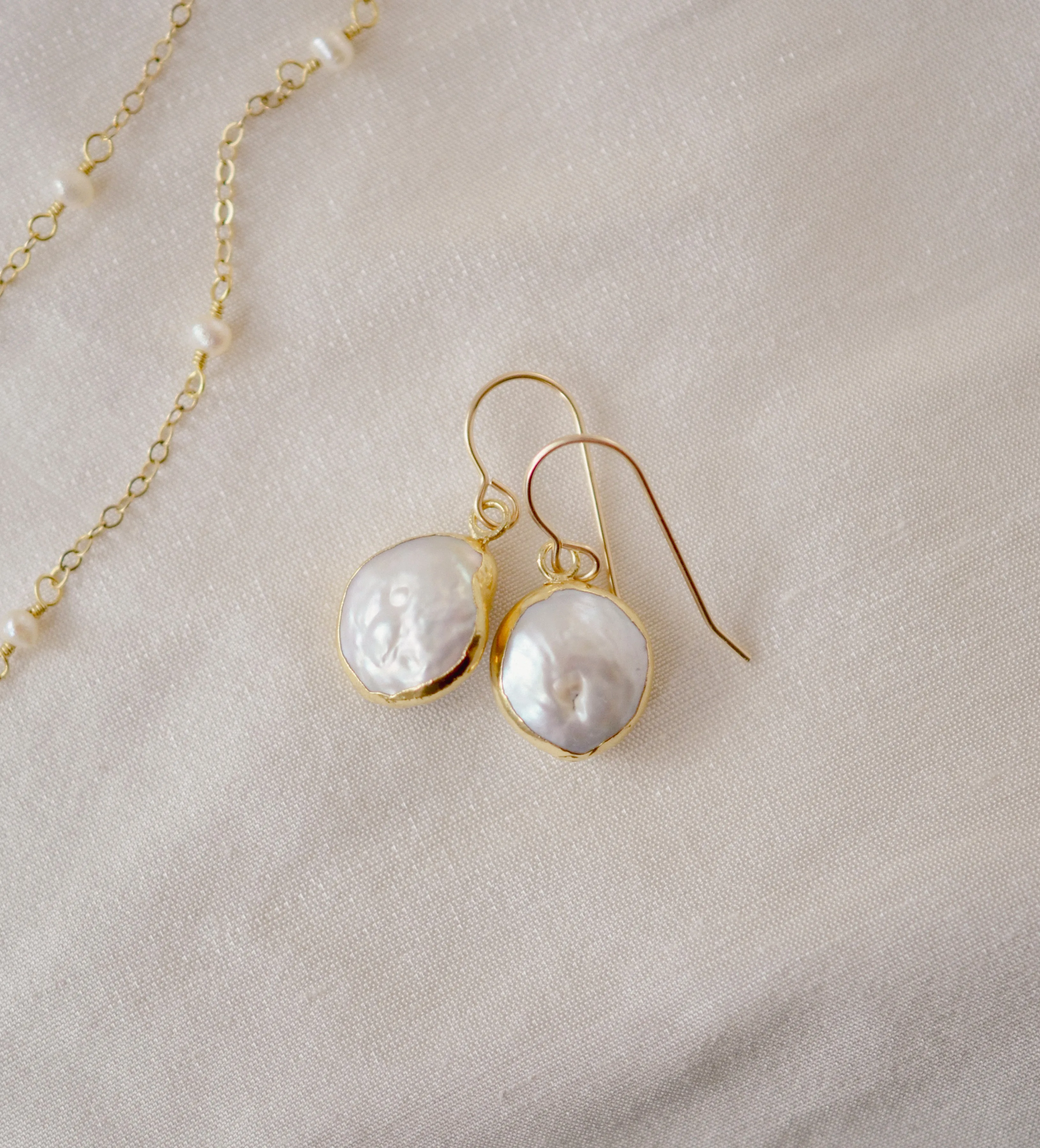 Timeless Freshwater Pearl Earring in 14k Gold Filled