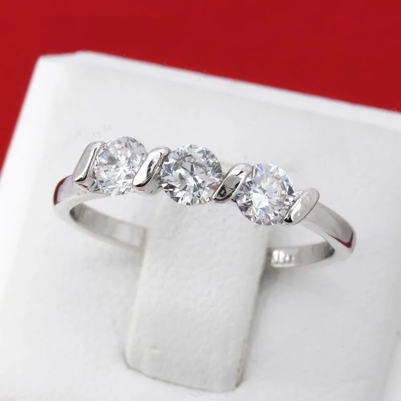 Top Quality Concise Crystal Ring Rose Gold Plated Austrian Crystals Full Sizes