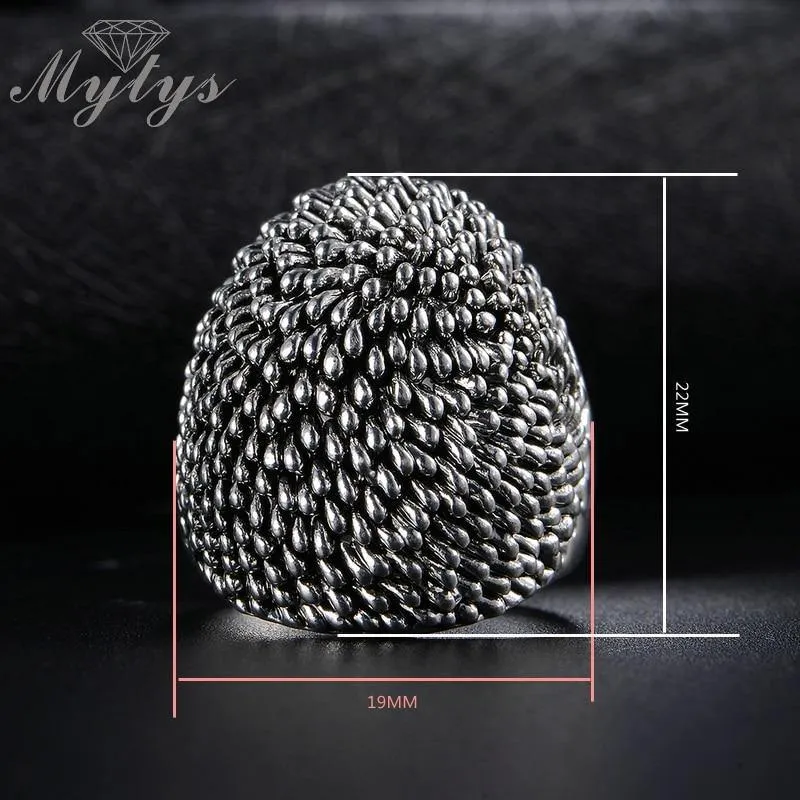 Trendy Black Retro Vintage Theatrical Design Big Ring