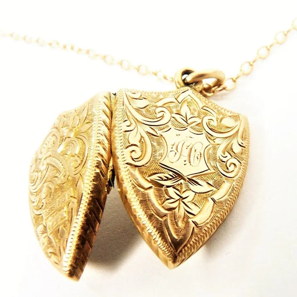 Victorian Hallmarked Gold Locket With Antique 18 Inch Gold Necklace