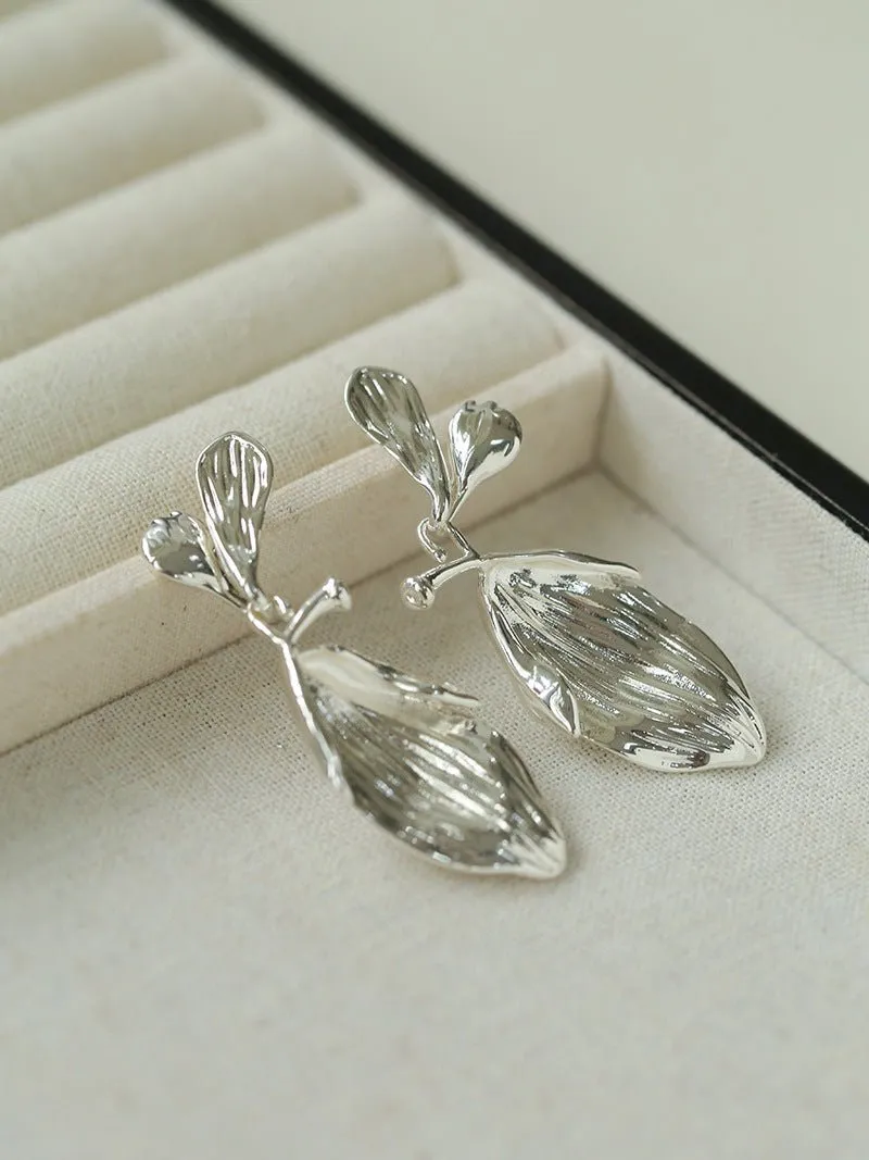 Vintage Long Textured Leaf Drop Earrings