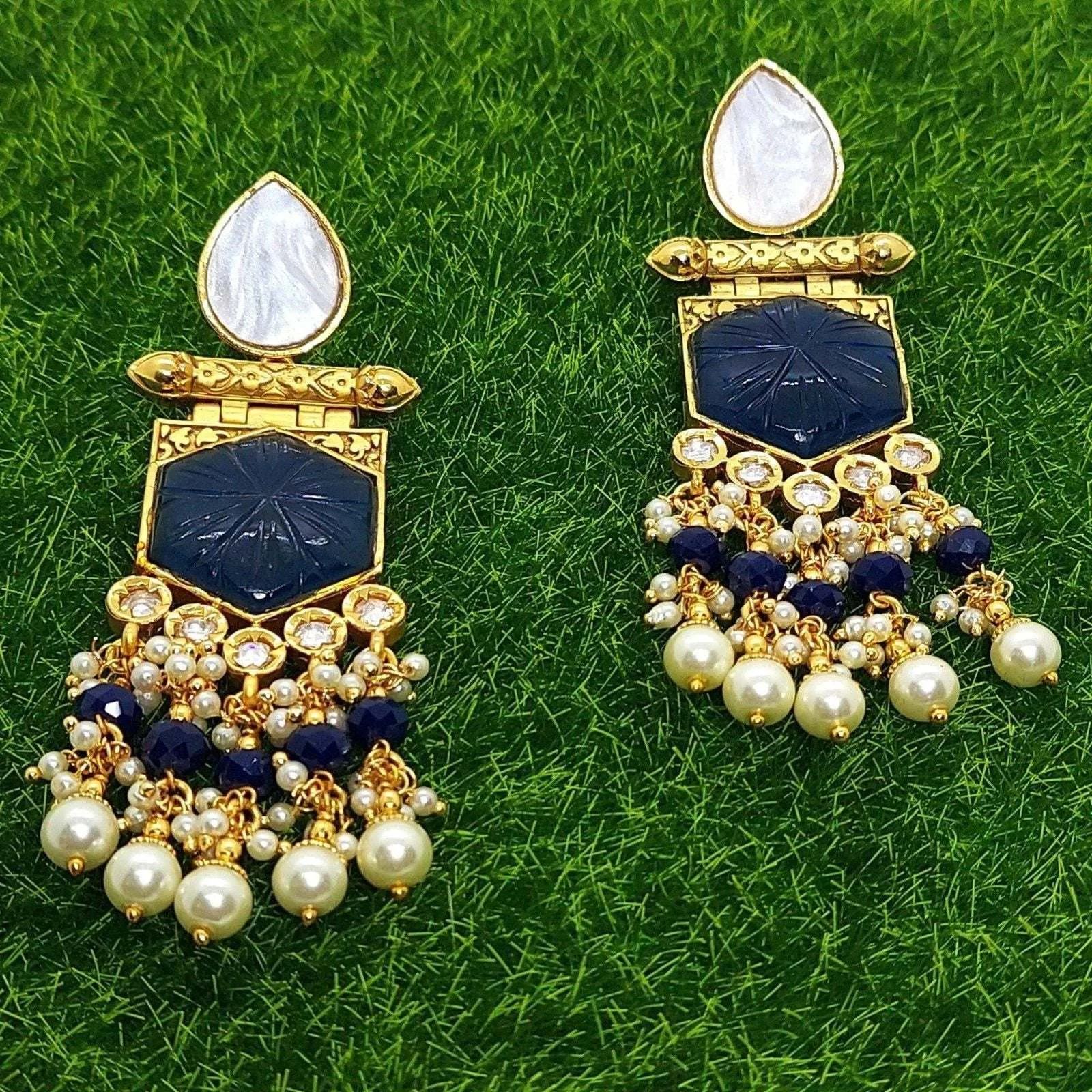 WAHIDA-ANTIQUE KUNDAN EARRINGS