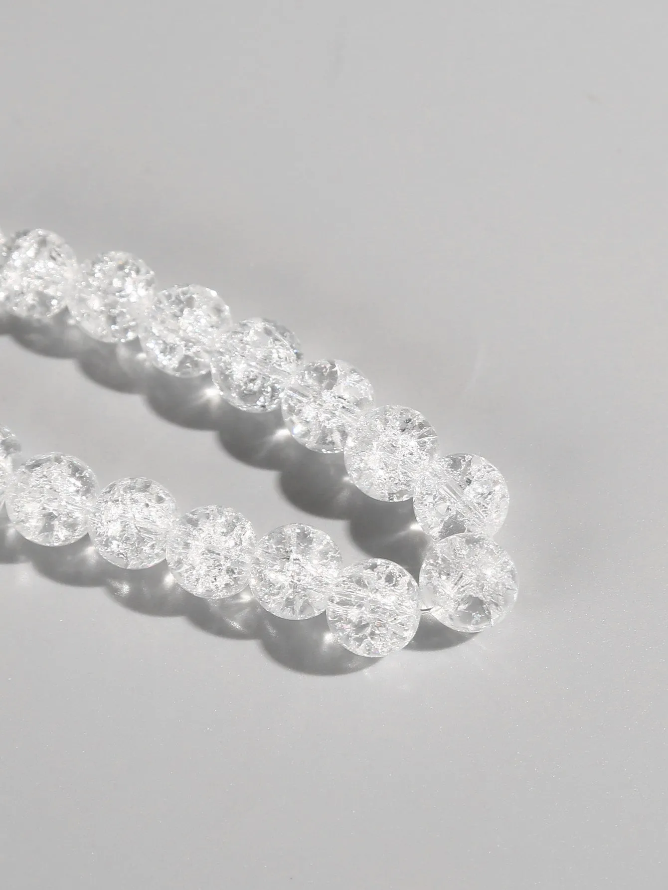 White Crystal Pattern Minimalist Beaded Bracelet Boho Crafted Creative Beads