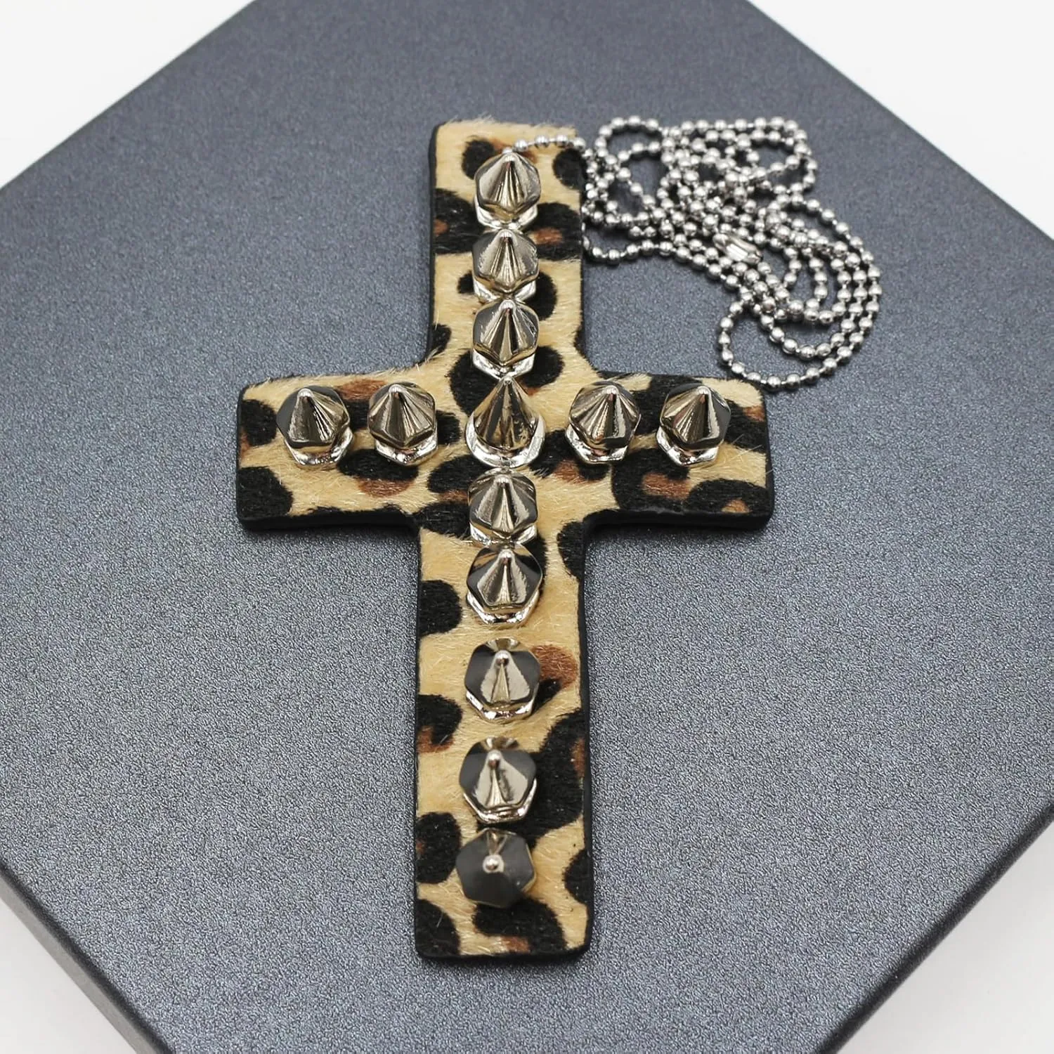 Y2k Cross Necklace Cross Studded Necklace For Women Men Y2k Jewelry Crucifix Necklaces Punk Goth Y2k Necklaces