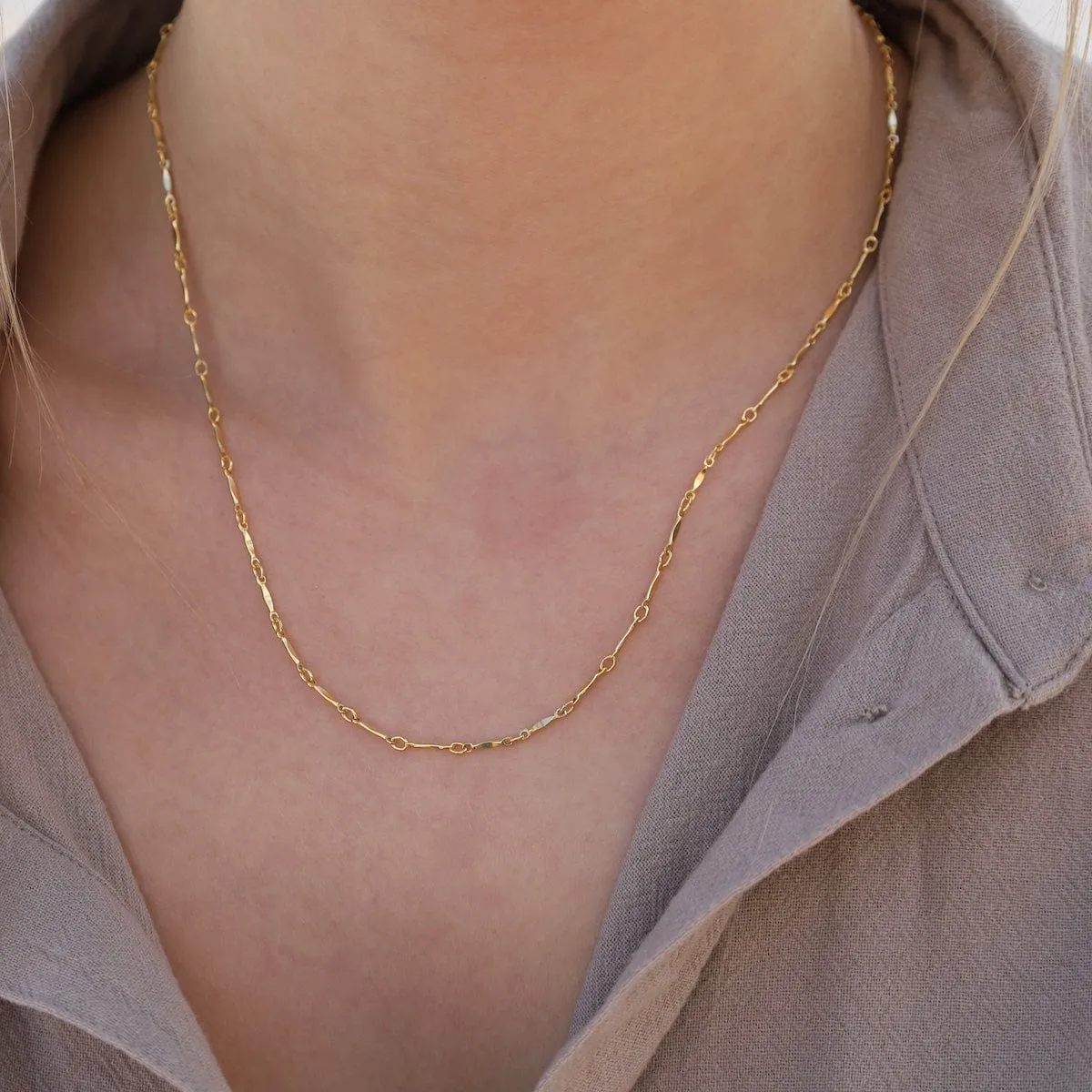 Yellow Gold-Filled 1.4mm Dapped Bar & Link Chain Necklace